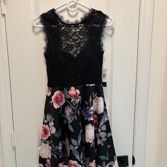 Jodi Kristopher Lace Top with Built in Bra Fit & Flare Dress Size 3/4 NWT - Picture 2 of 9